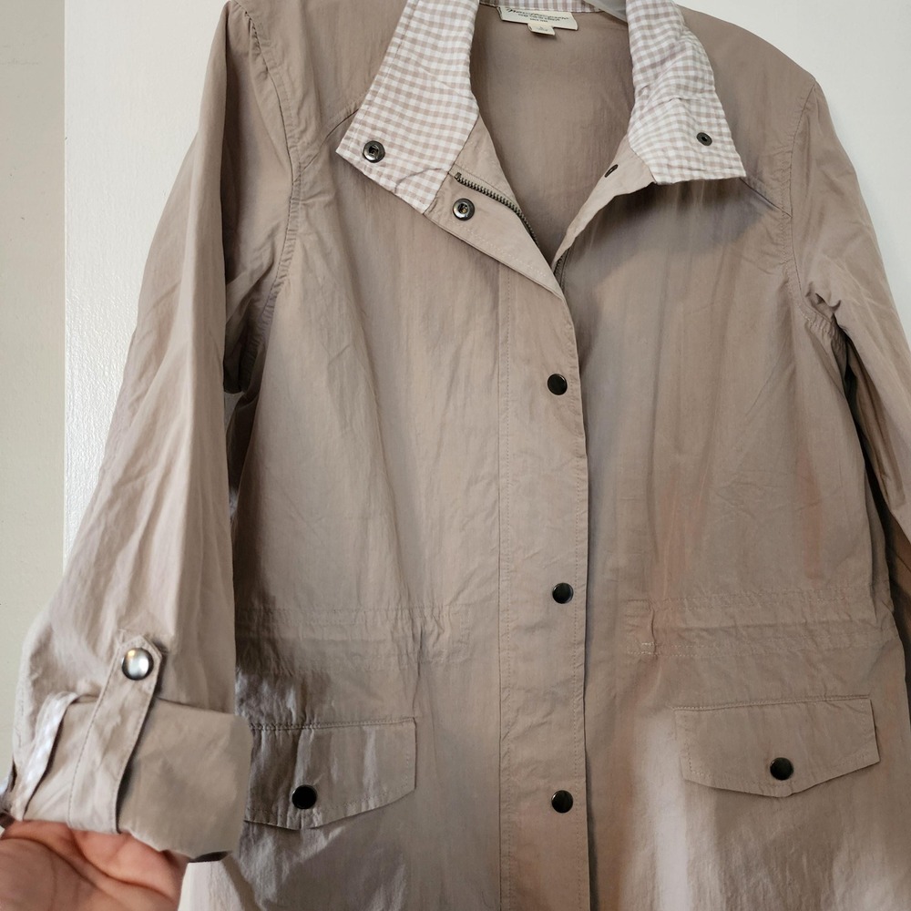 L Vintage Lightweight Zip/Snap Beige Jacket by Norm Thompson